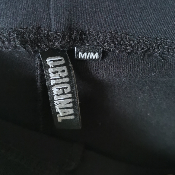 BLACK LEGGING - Picture 3 of 3